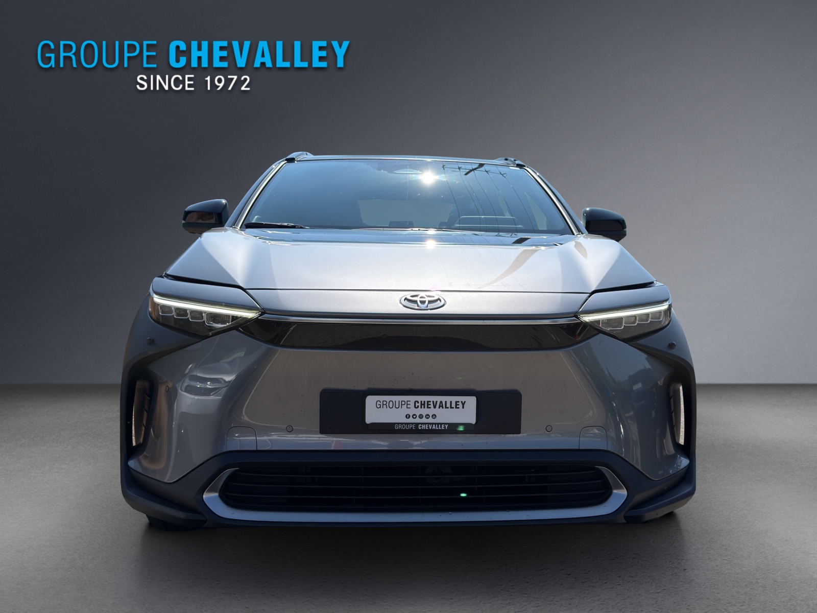 TOYOTA bZ4X Premium 71,4 kWh 4WD-image-1