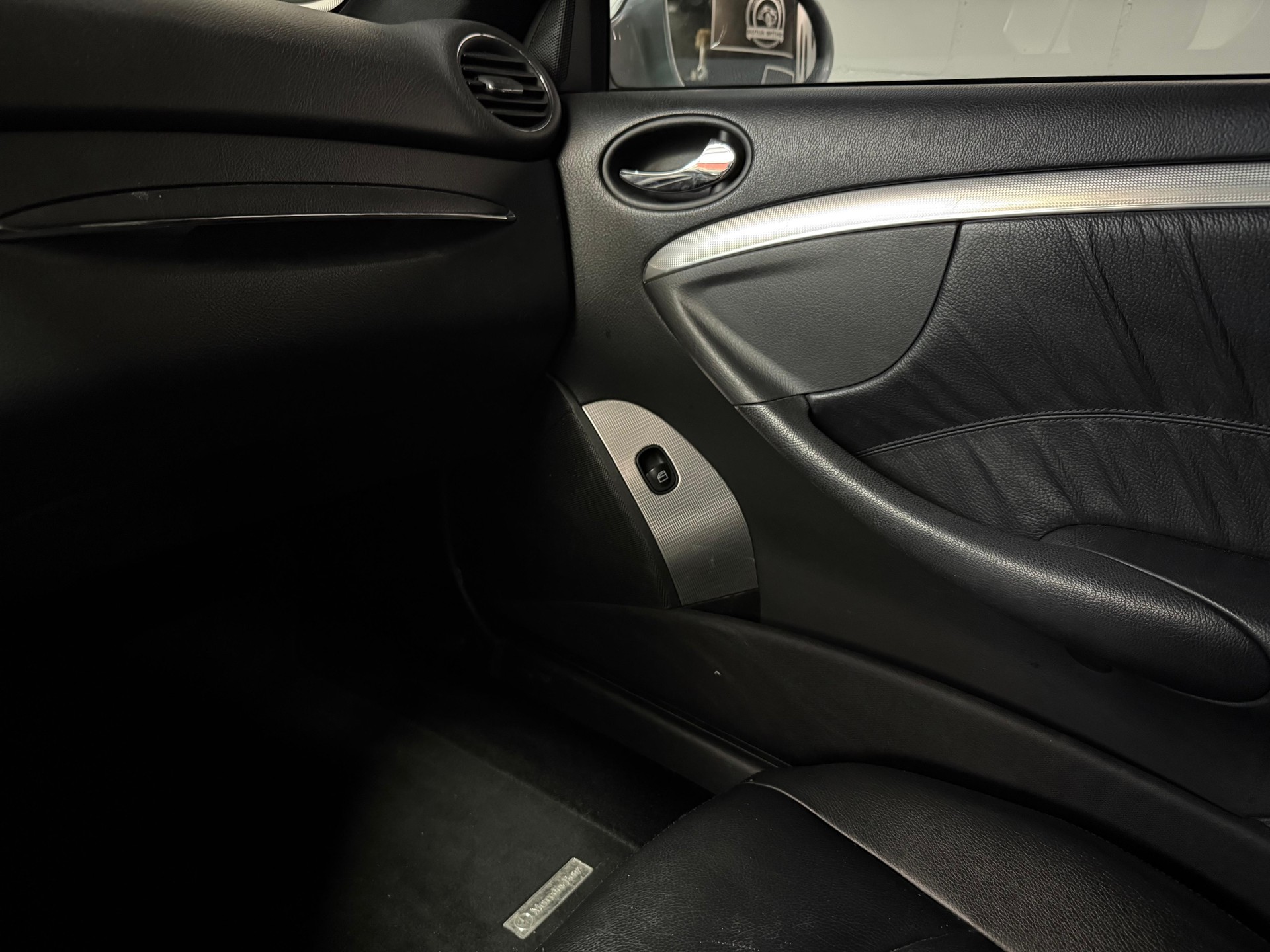 MERCEDES-BENZ CLK 200 Kompressor Elégance-image-9