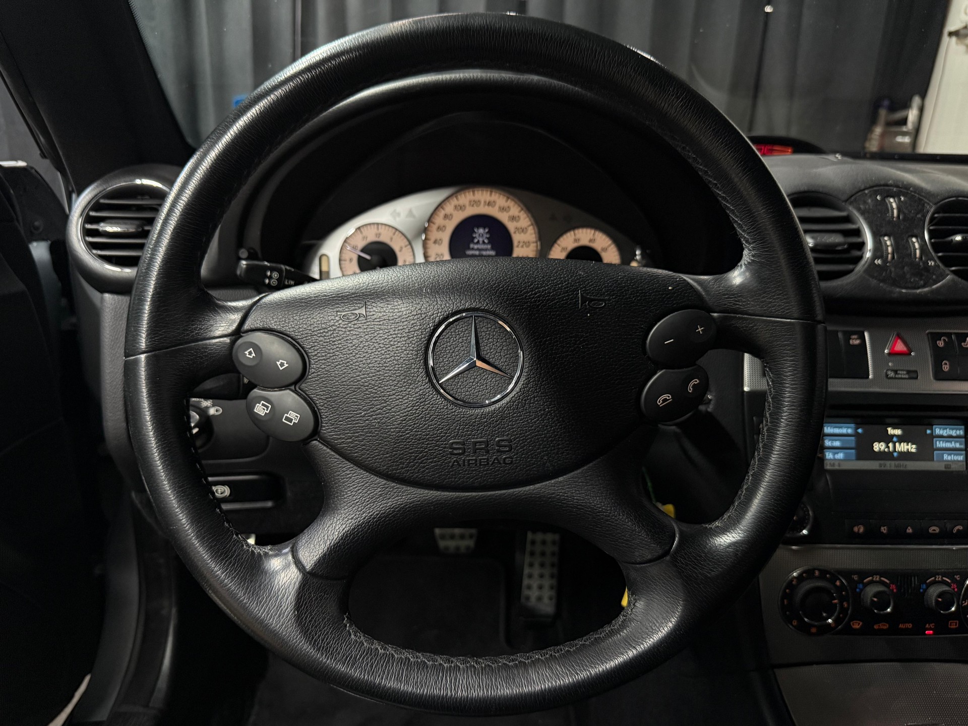 MERCEDES-BENZ CLK 200 Kompressor Elégance-image-10