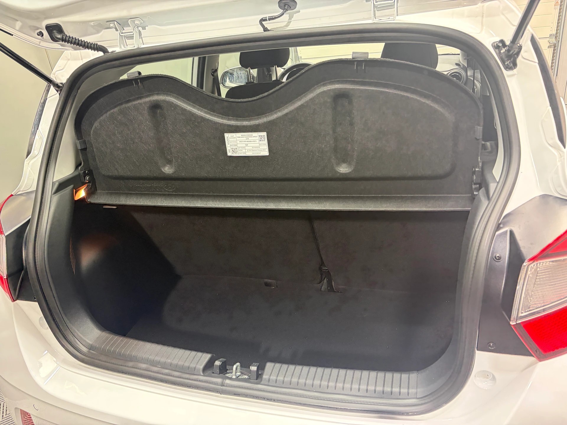 HYUNDAI i10 1.0 Origo - 1ère main-image-22