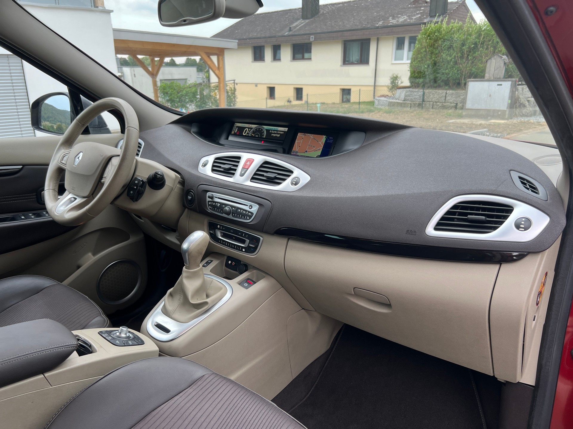 RENAULT Grand Scénic 2.0 16V Expression X-Tronic CVT * Automat *-image-10