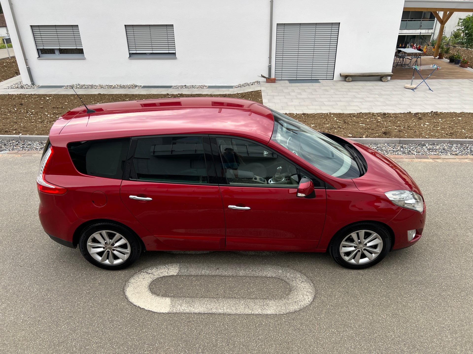 RENAULT Grand Scénic 2.0 16V Expression X-Tronic CVT * Automat *-image-8