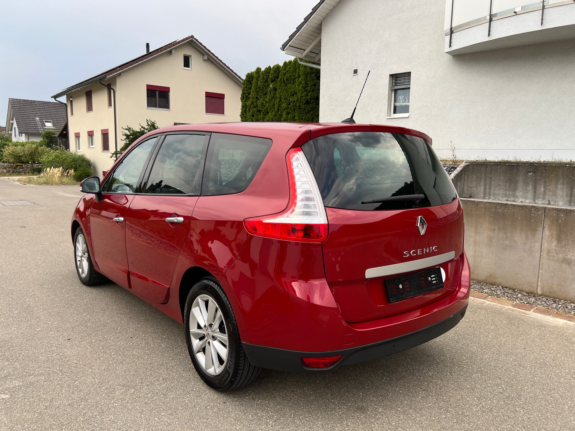 RENAULT Grand Scénic 2.0 16V Expression X-Tronic CVT * Automat *-image-7