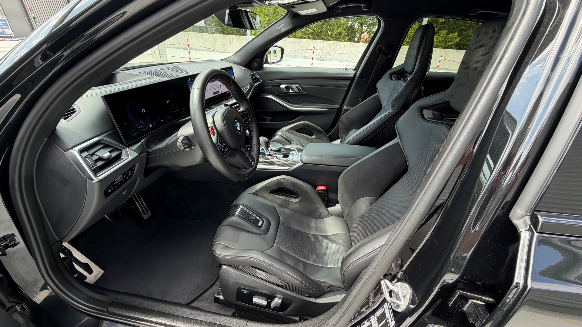 BMW M3 Competition xDrive-image-2