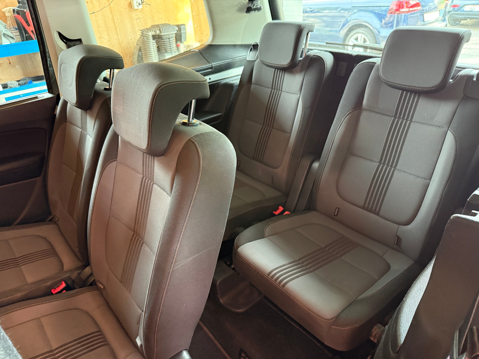 VW Sharan 2.0 TDI BMT Allstar DSG-image-8