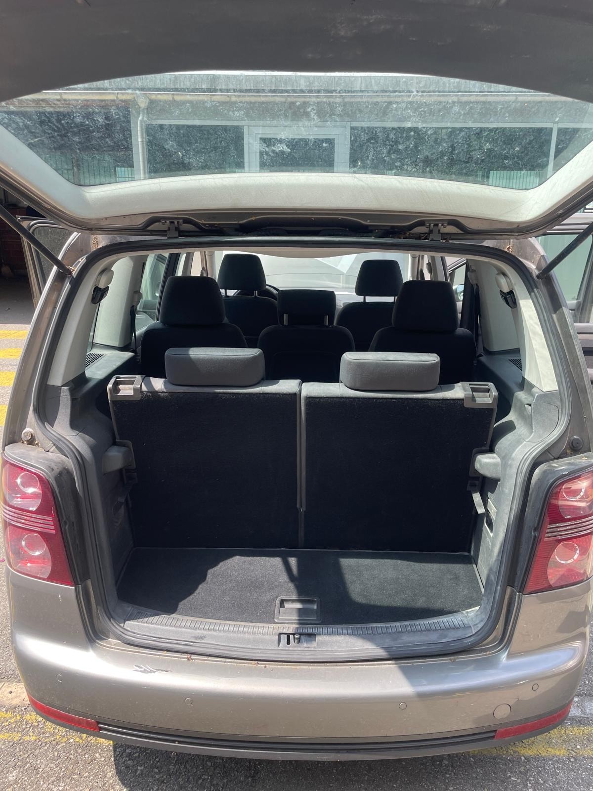 VW Touran 1.4 TSI Highline-image-15