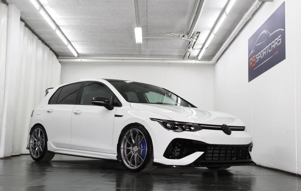VW Golf 2.0 TSI R DSG 4Motion Performance Paket APR 385PS Akrapovic / CH-Fahrzeug-image-0
