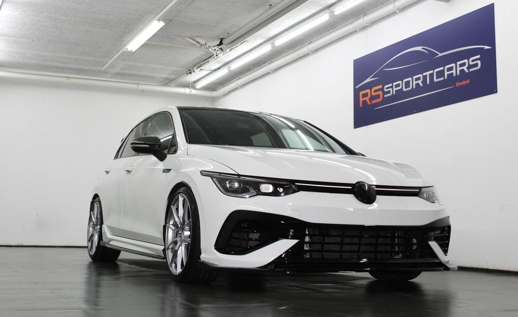 VW Golf 2.0 TSI R DSG 4Motion Performance Paket APR 385PS Akrapovic / CH-Fahrzeug-image-1