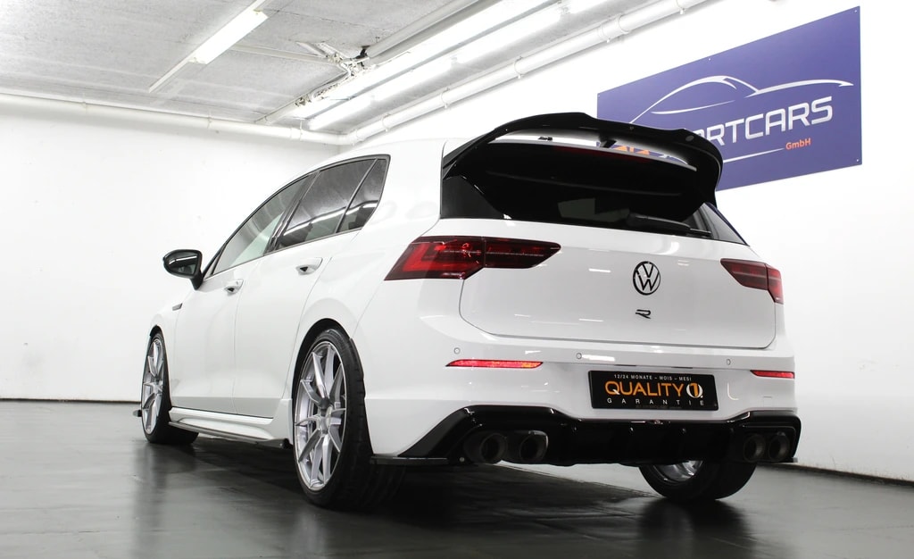 VW Golf 2.0 TSI R DSG 4Motion Performance Paket APR 385PS Akrapovic / CH-Fahrzeug-image-4