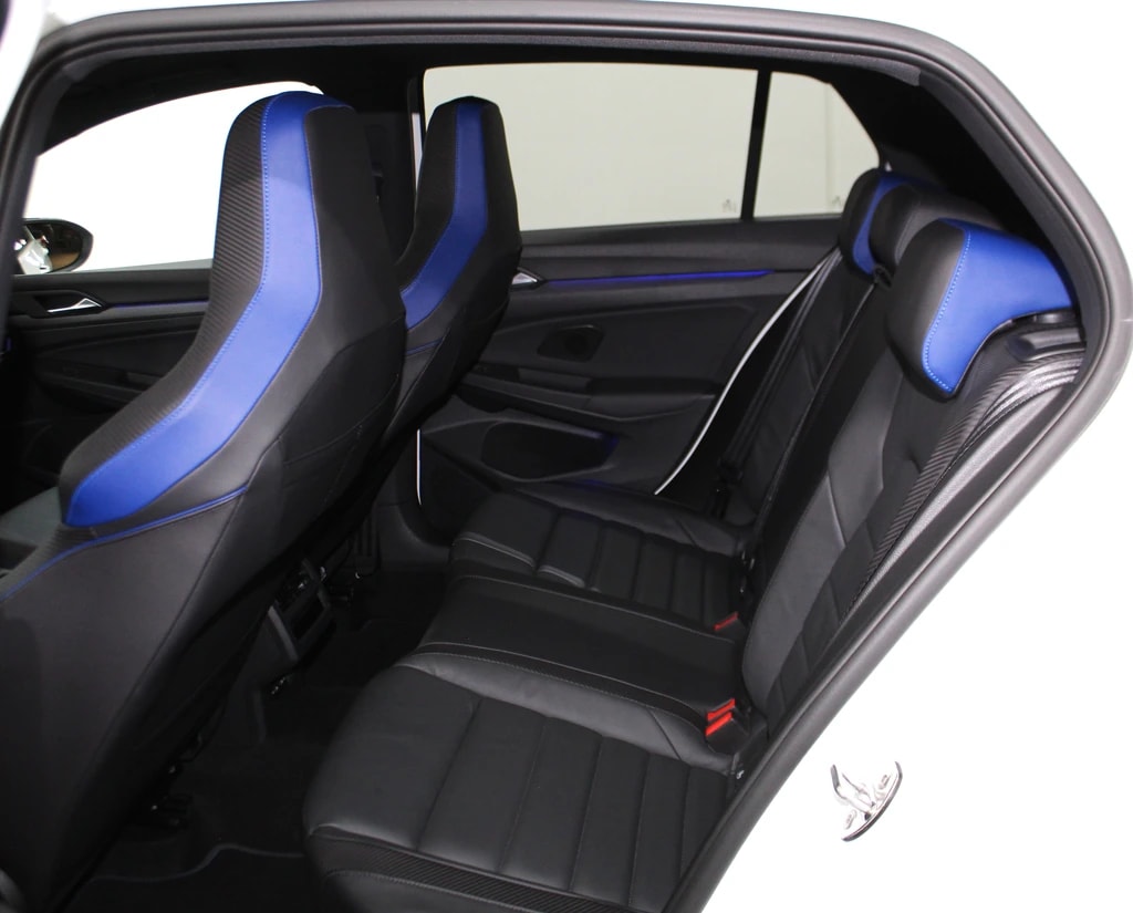 VW Golf 2.0 TSI R DSG 4Motion Performance Paket APR 385PS Akrapovic / CH-Fahrzeug-image-9