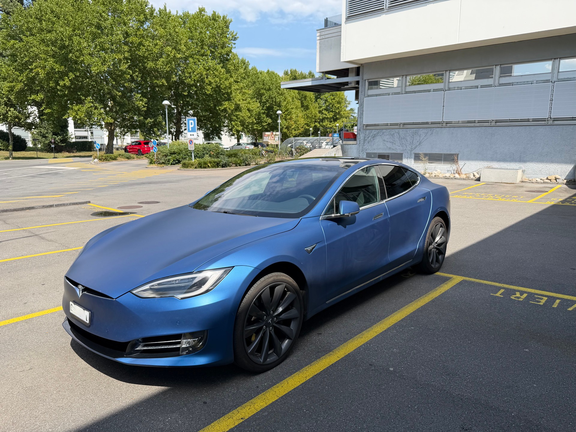 TESLA 75 D-image-0