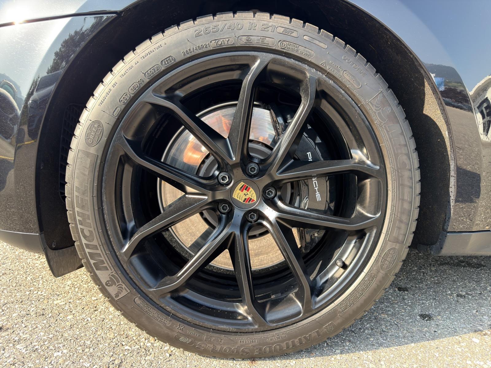 PORSCHE Macan GTS PDK (CH)-image-8
