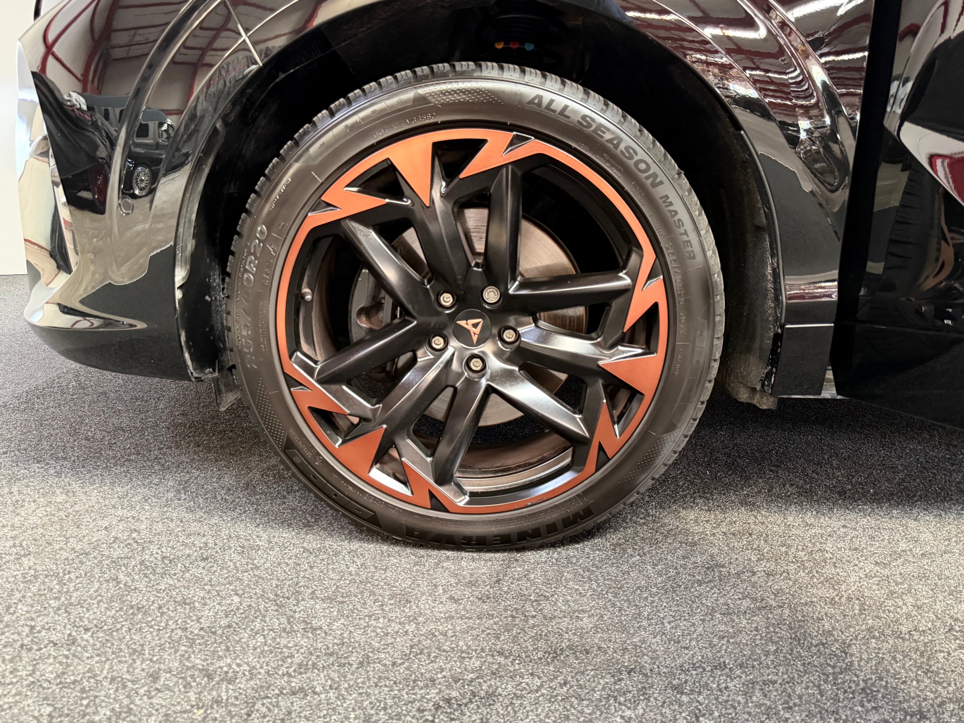 CUPRA Terramar 2.0 TSI DSG 4Drive VZ-image-10