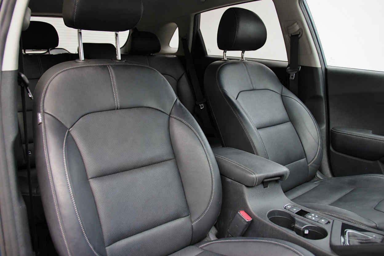 KIA Niro 1.6GDi Hybrid Style DCT-image-13