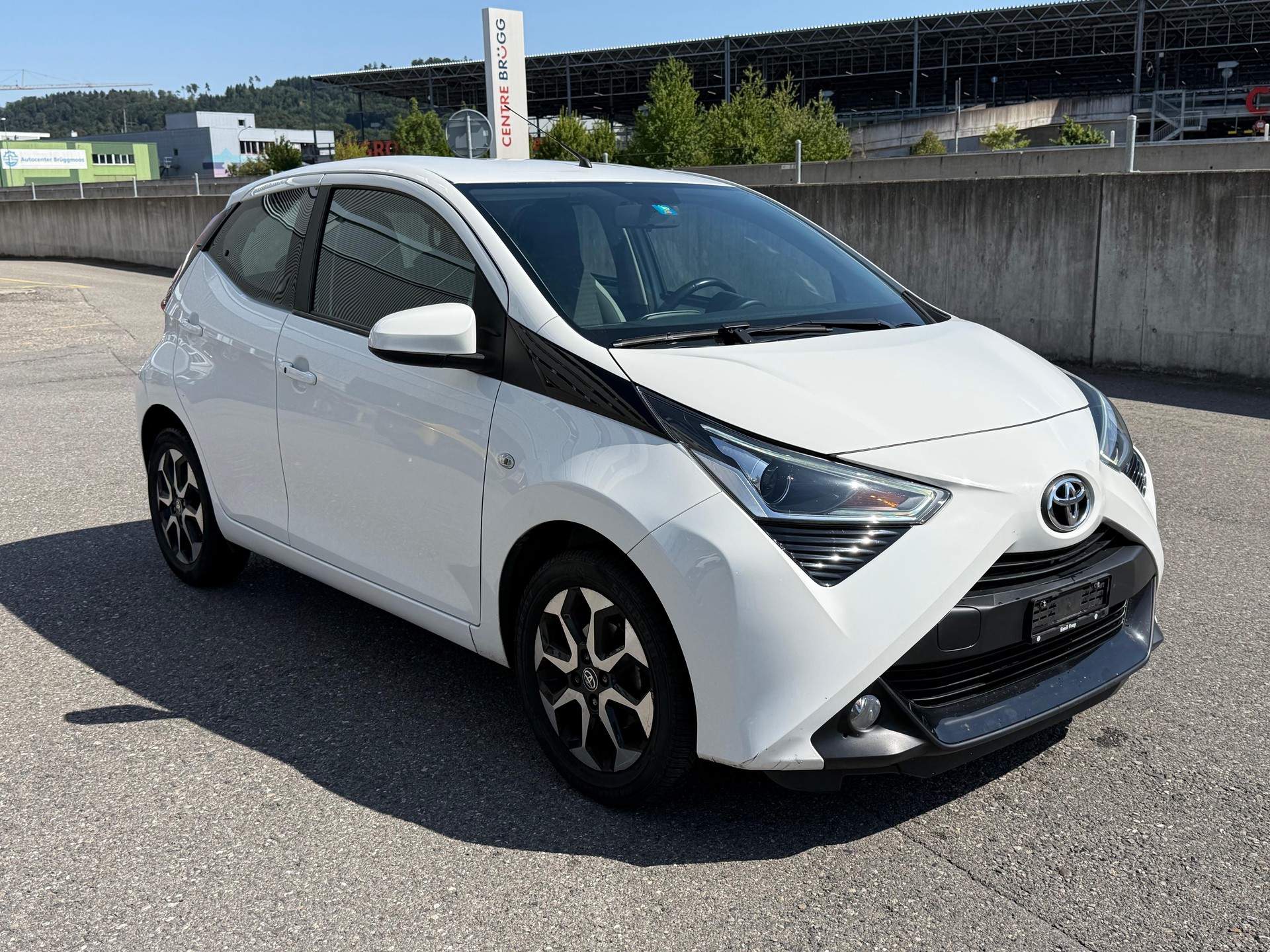 TOYOTA Aygo 1.0 VVT-i Trend-image-0