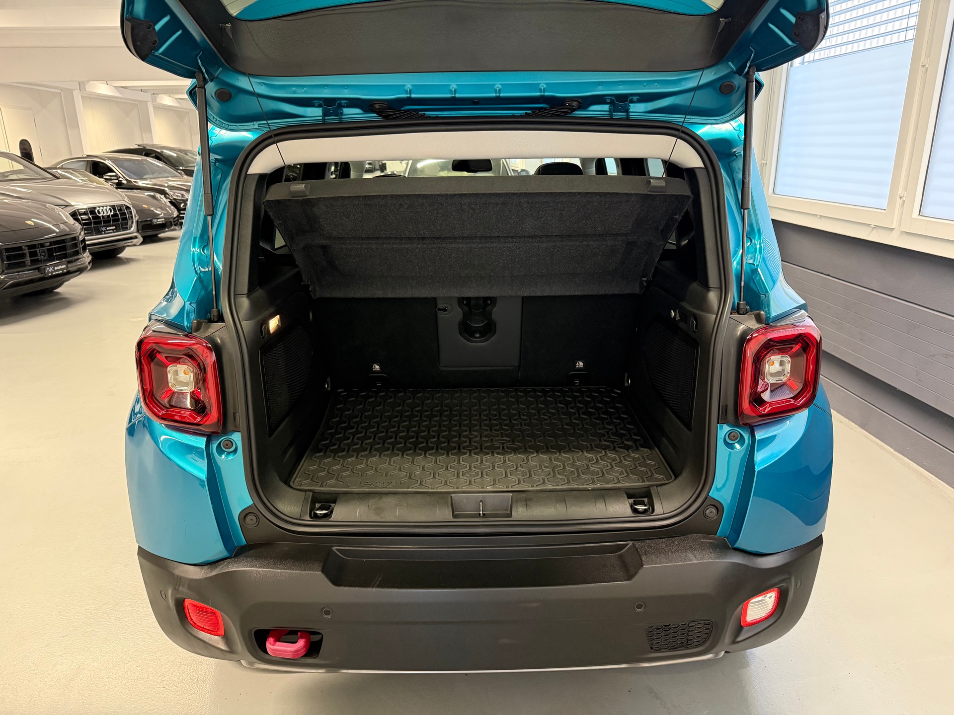 JEEP Renegade 2.0 MJ Trailhawk AWD + Low Range 9ATX-image-5