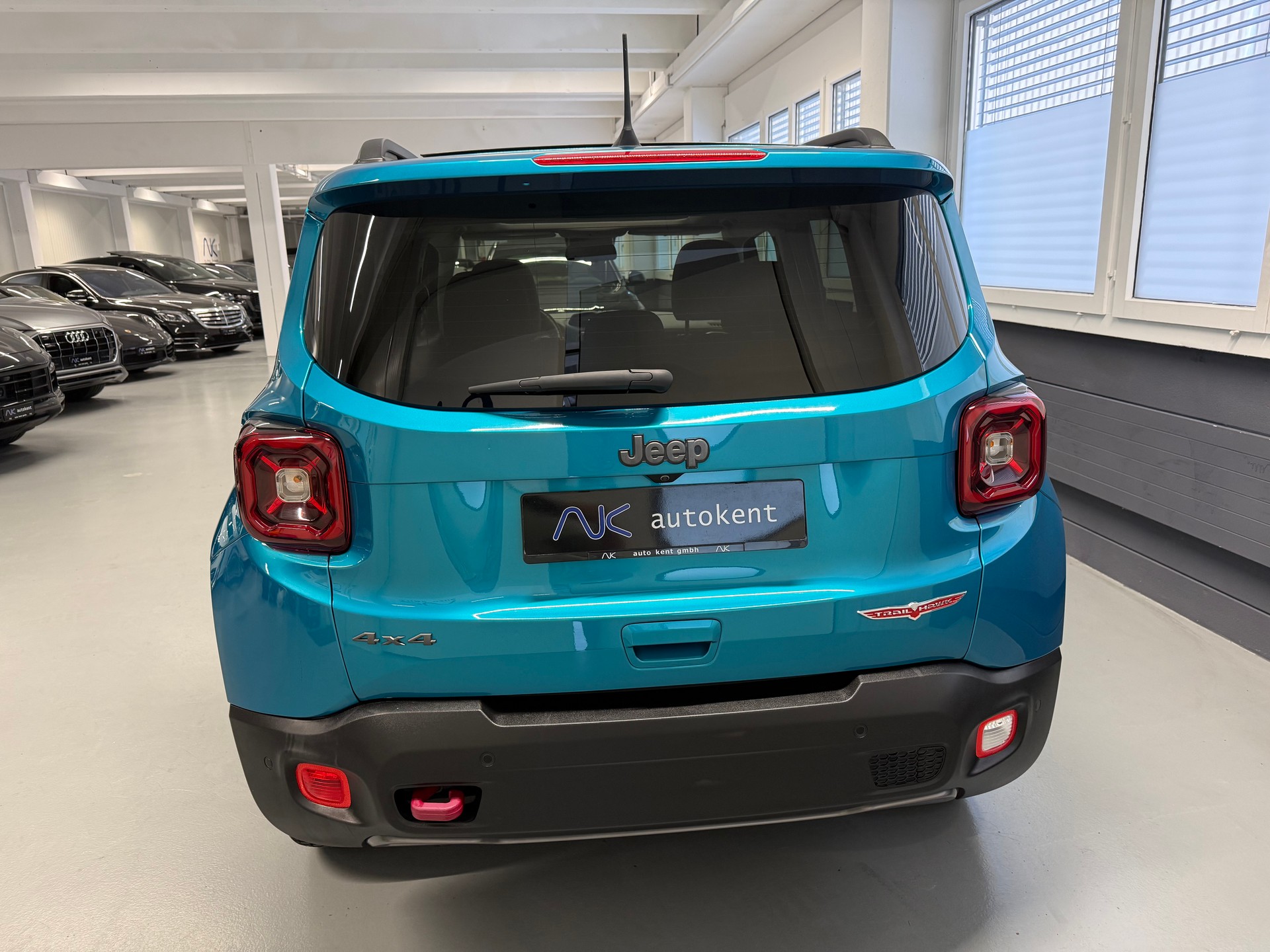JEEP Renegade 2.0 MJ Trailhawk AWD + Low Range 9ATX-image-4