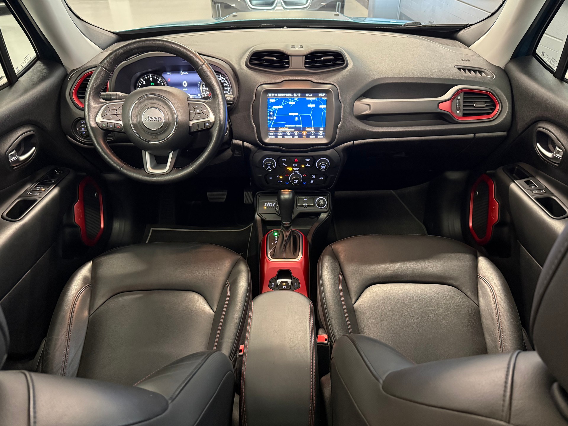 JEEP Renegade 2.0 MJ Trailhawk AWD + Low Range 9ATX-image-18