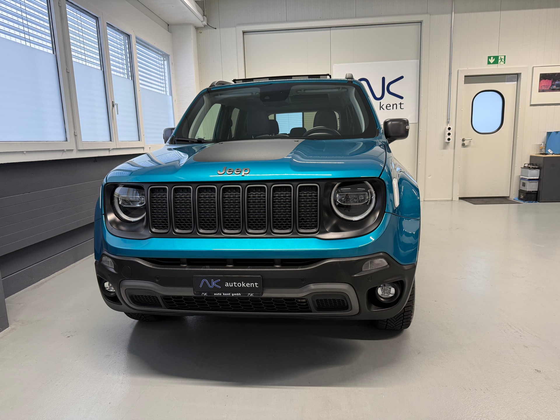 JEEP Renegade 2.0 MJ Trailhawk AWD + Low Range 9ATX-image-1