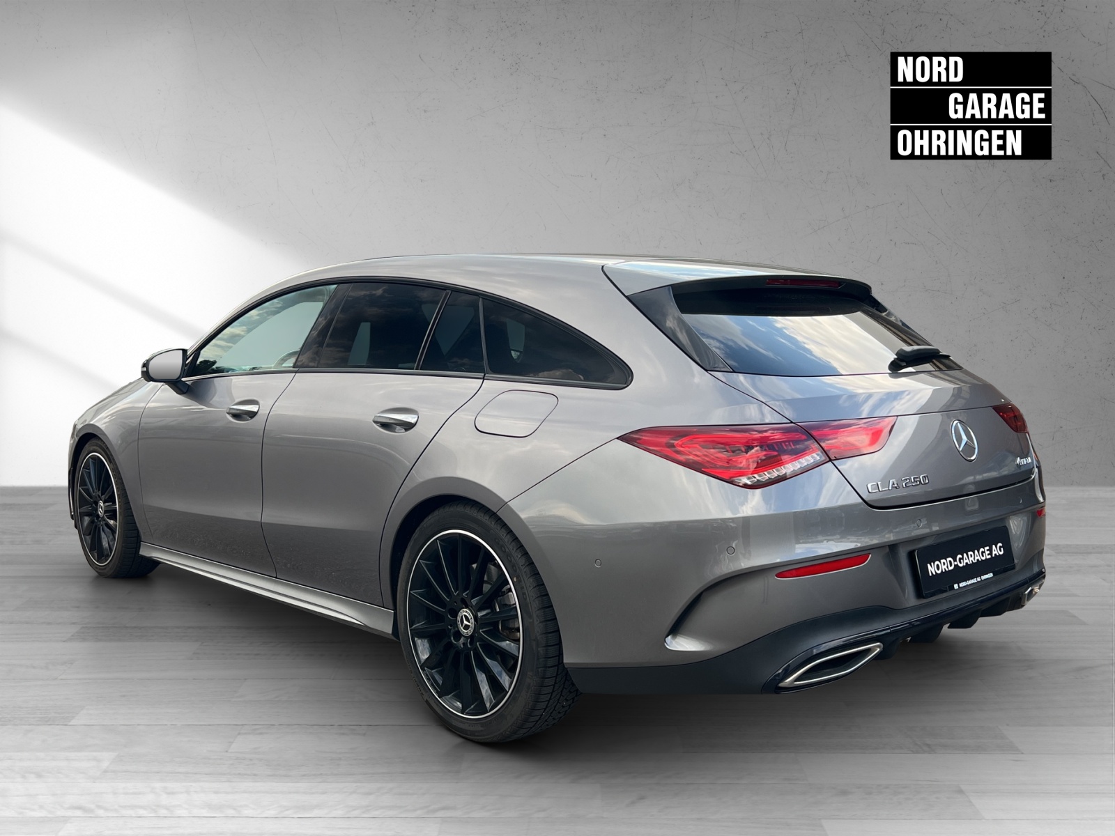 MERCEDES-BENZ CLA SB 250 Sw. Star 4M AMG Line-showroom-element-2