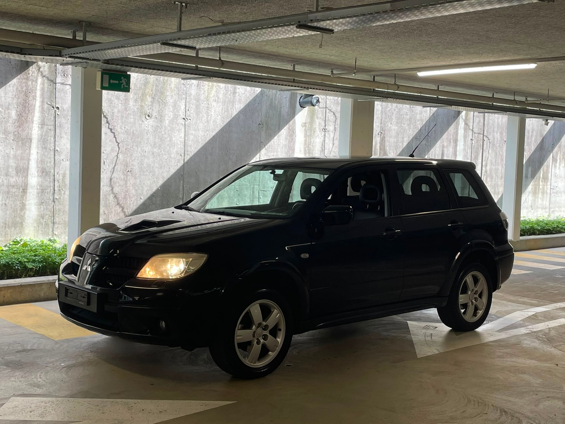 MITSUBISHI Outlander 2.0 16V Turbo-image-0