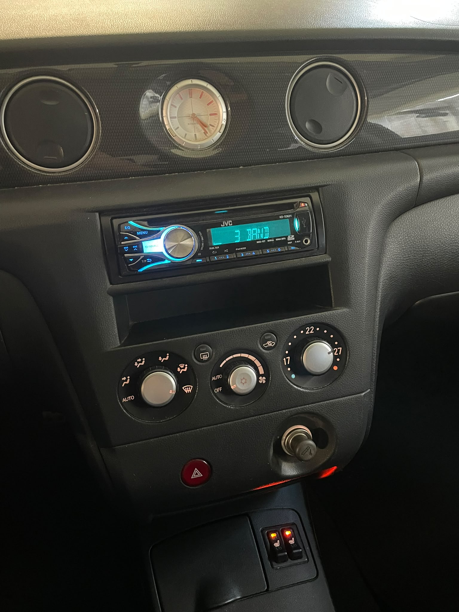 MITSUBISHI Outlander 2.0 16V Turbo-image-16