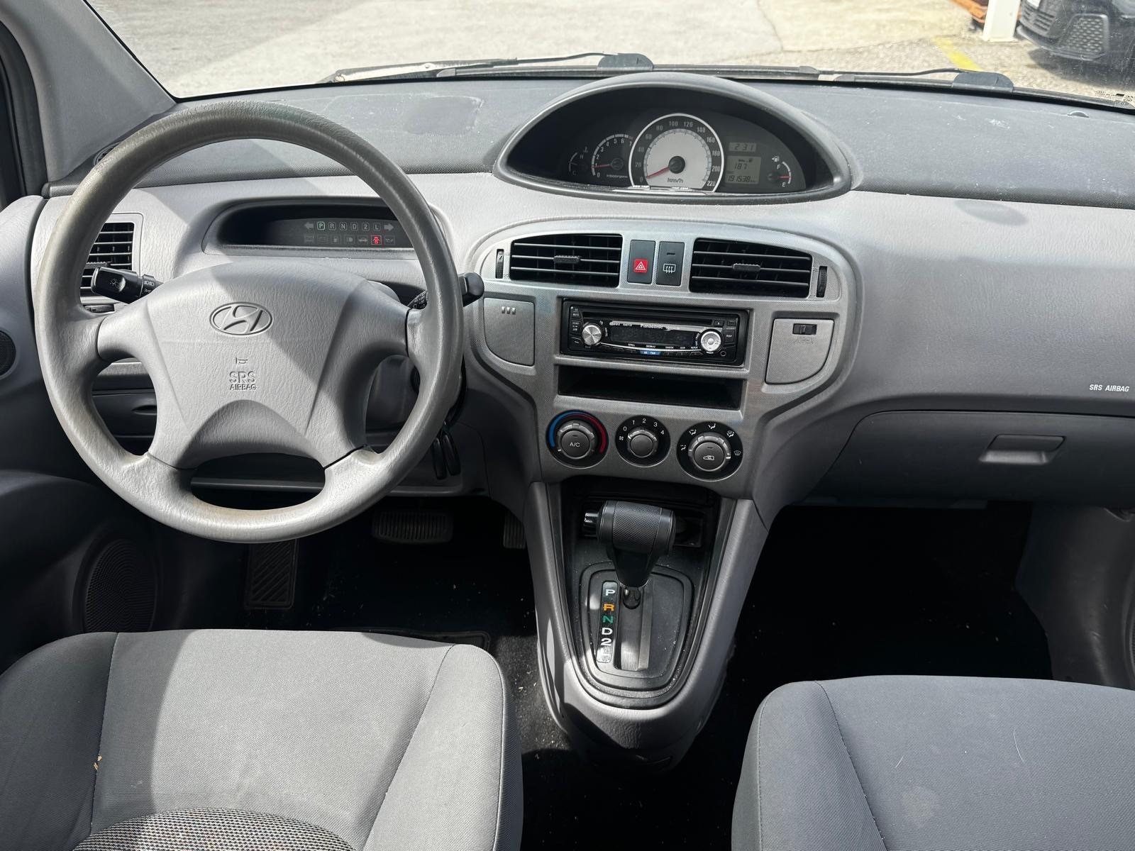 HYUNDAI Matrix 1.8i 16V Premium Automatic-image-9