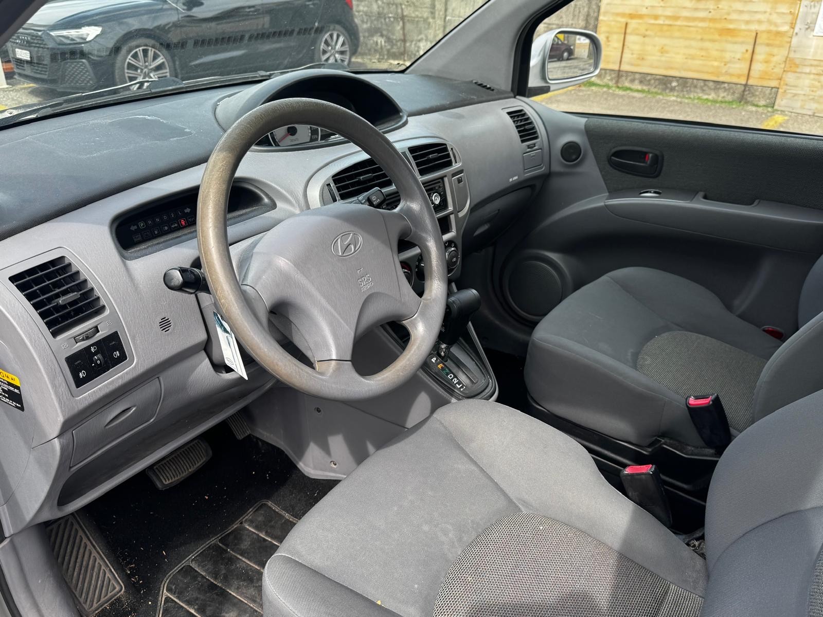 HYUNDAI Matrix 1.8i 16V Premium Automatic-image-11