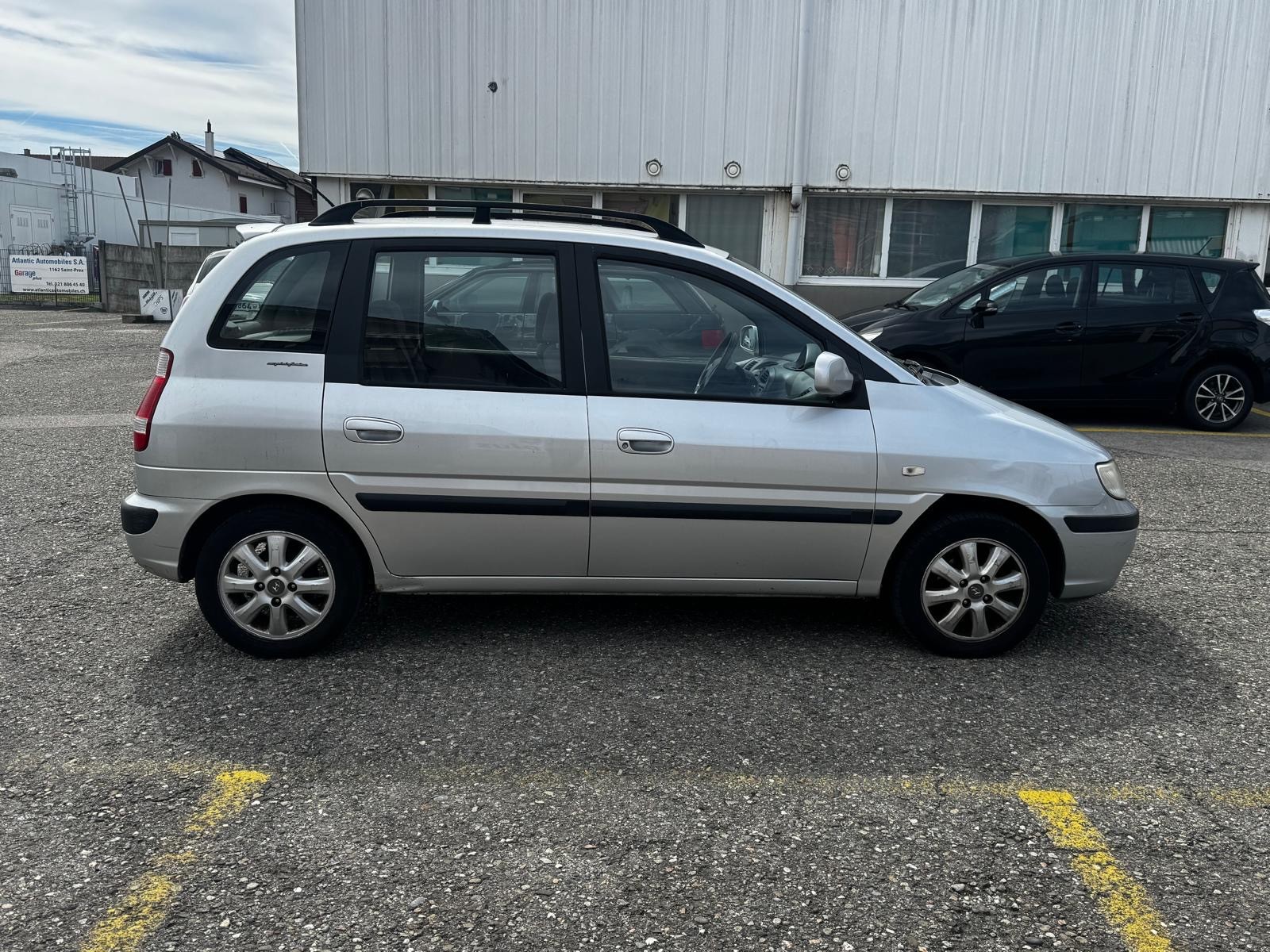 HYUNDAI Matrix 1.8i 16V Premium Automatic-image-6