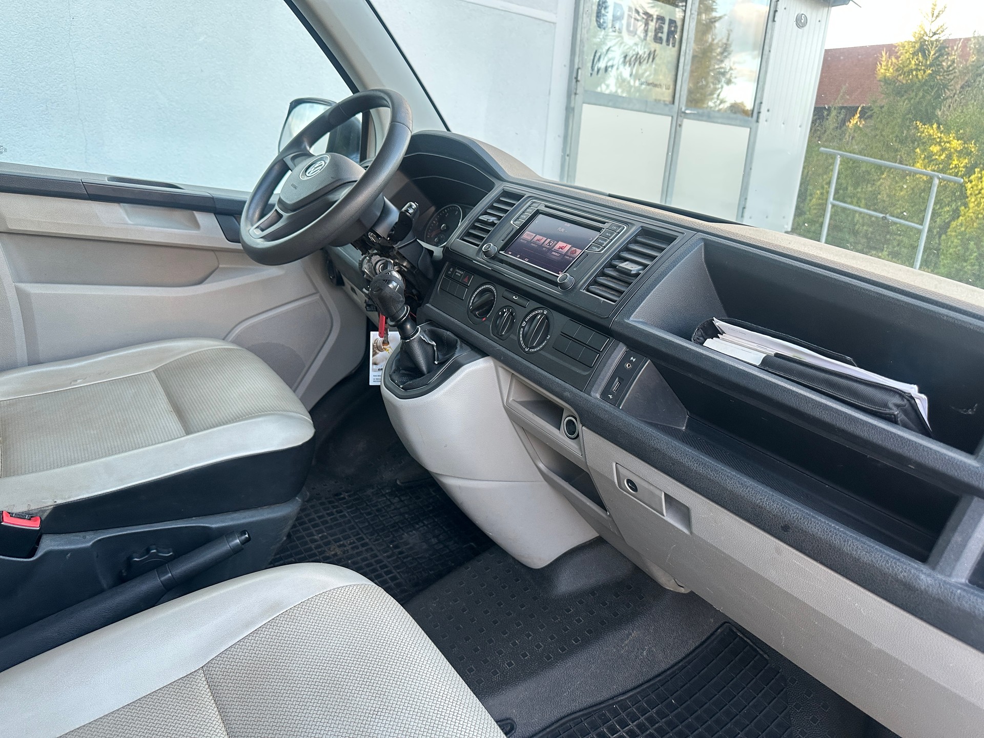 VW T6-image-7