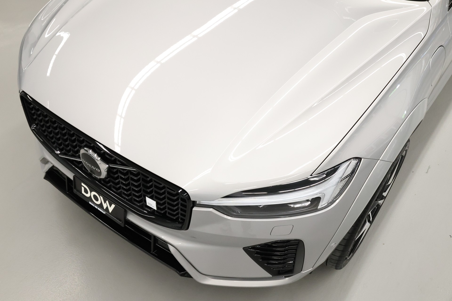 VOLVO XC60 2.0 T8 TE Polestar eAWD-image-5