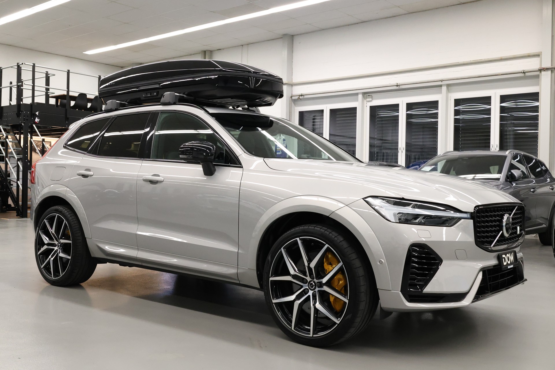 VOLVO XC60 2.0 T8 TE Polestar eAWD-image-1