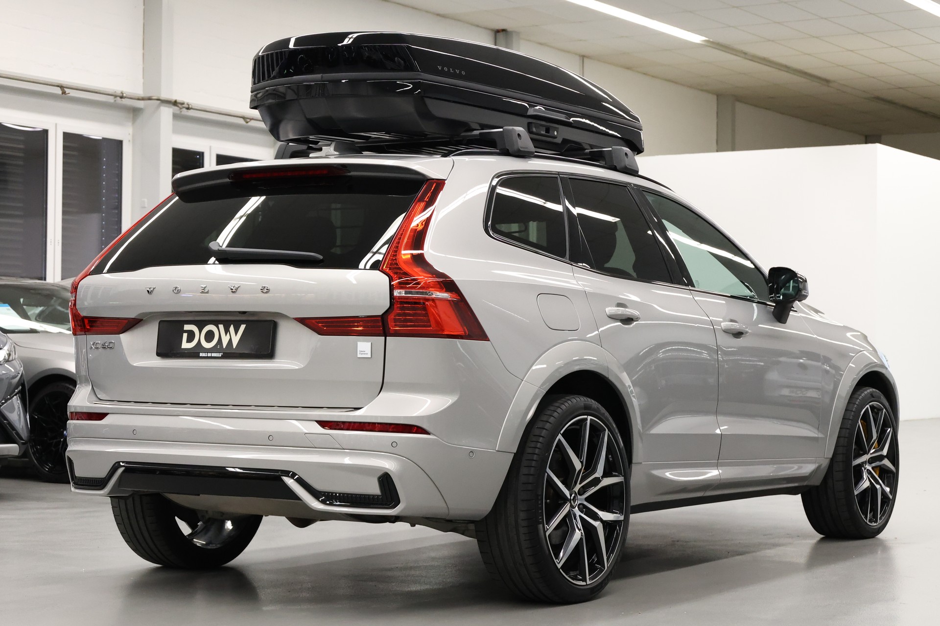 VOLVO XC60 2.0 T8 TE Polestar eAWD-image-8