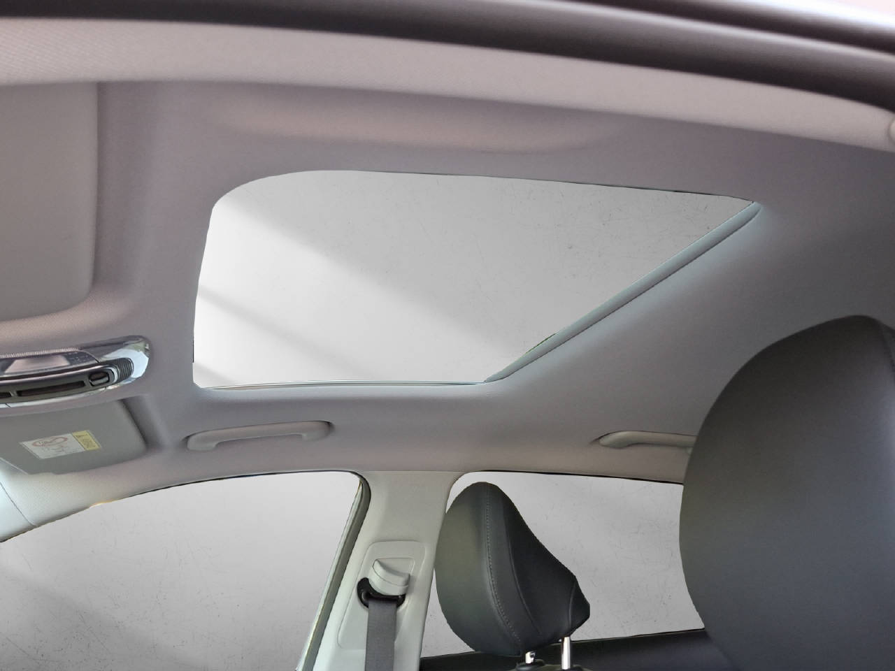 HYUNDAI Kona 1.6 GDi Hybrid Vertex-image-15