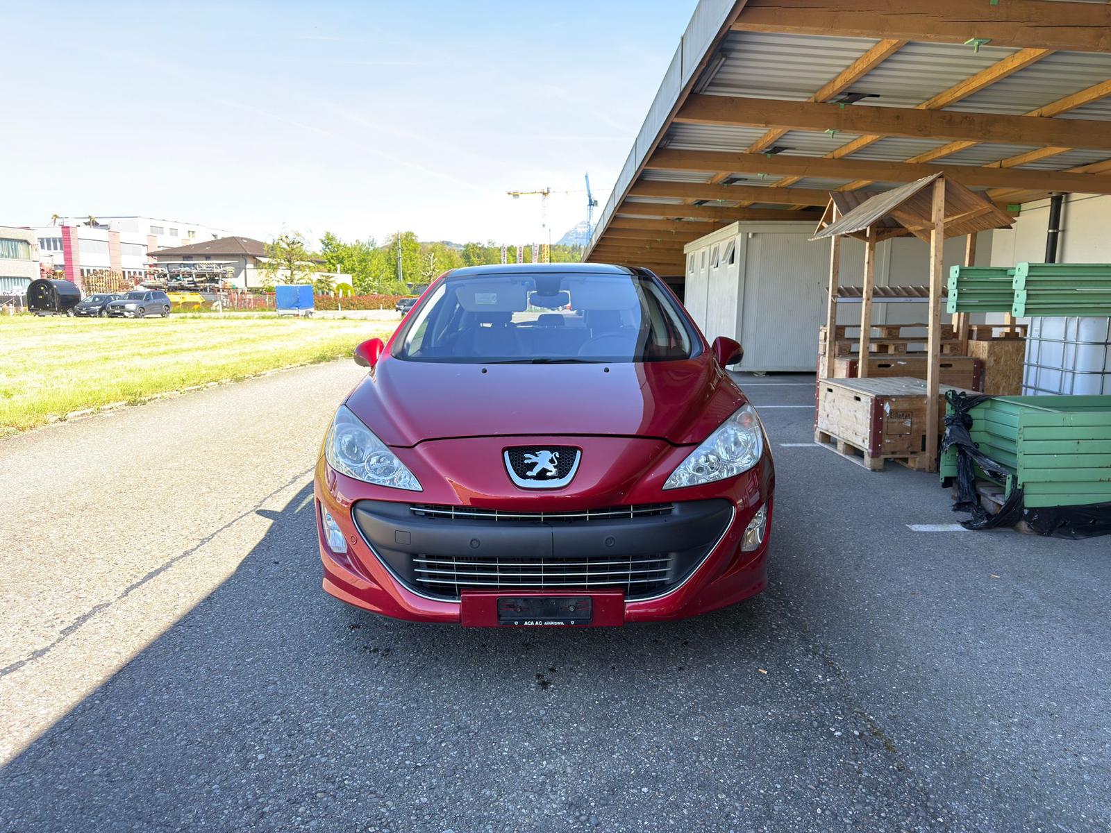 PEUGEOT 308 1.6 16V T (XSI) Platinum Ab MFK-image-2