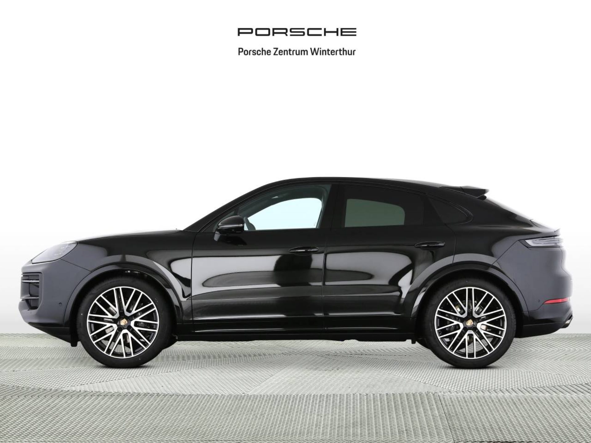 PORSCHE Cayenne Coupé Black Edition-showroom-element-1