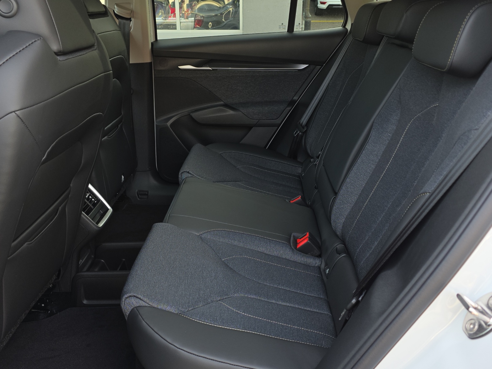 SKODA Elroq 85 Selection-image-7