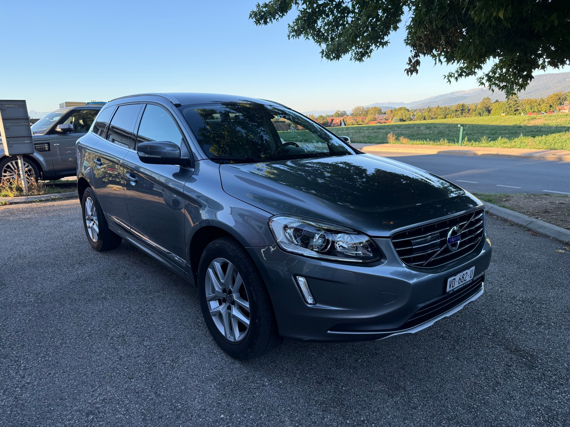 VOLVO XC60 D4 AWD Summum Geartronic-image-1