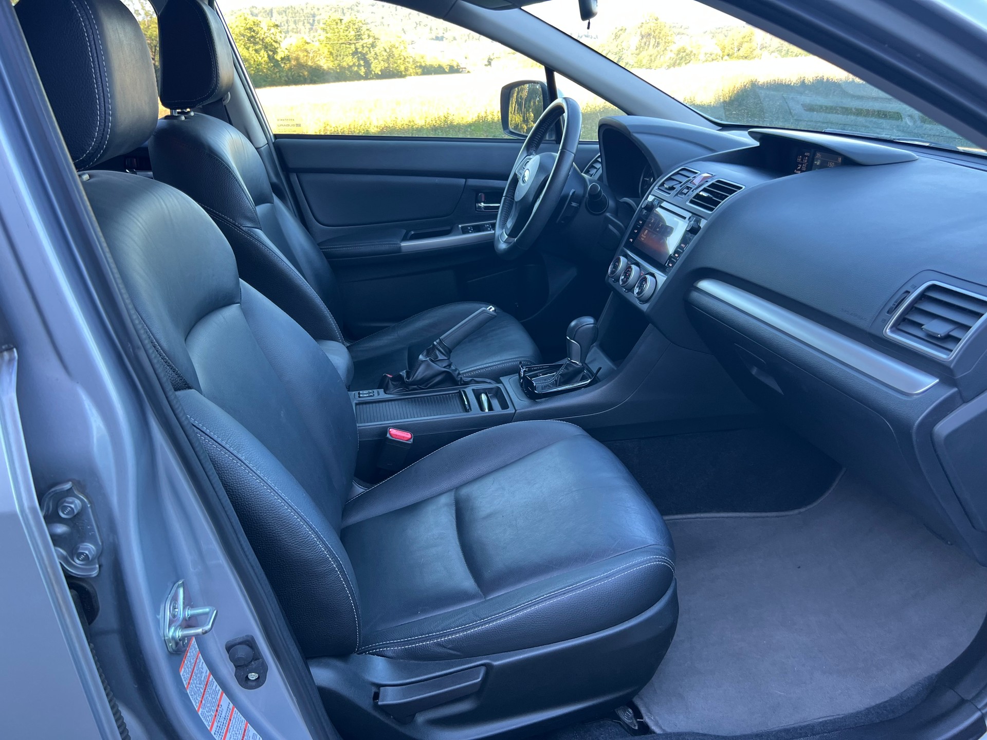 SUBARU XV 2.0 Swiss Three AWD CVT-image-5
