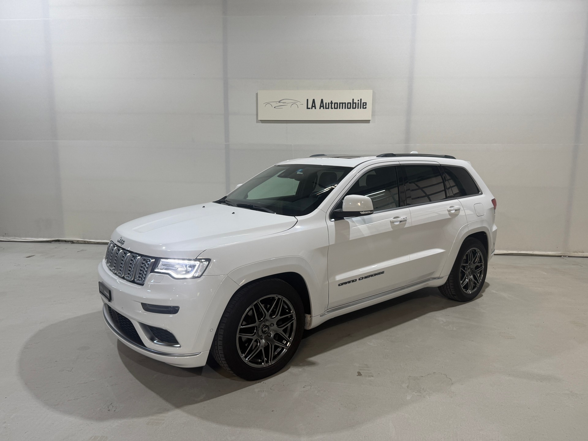 JEEP Grand Cherokee 3.0 CRD Summit Automatic-image-0