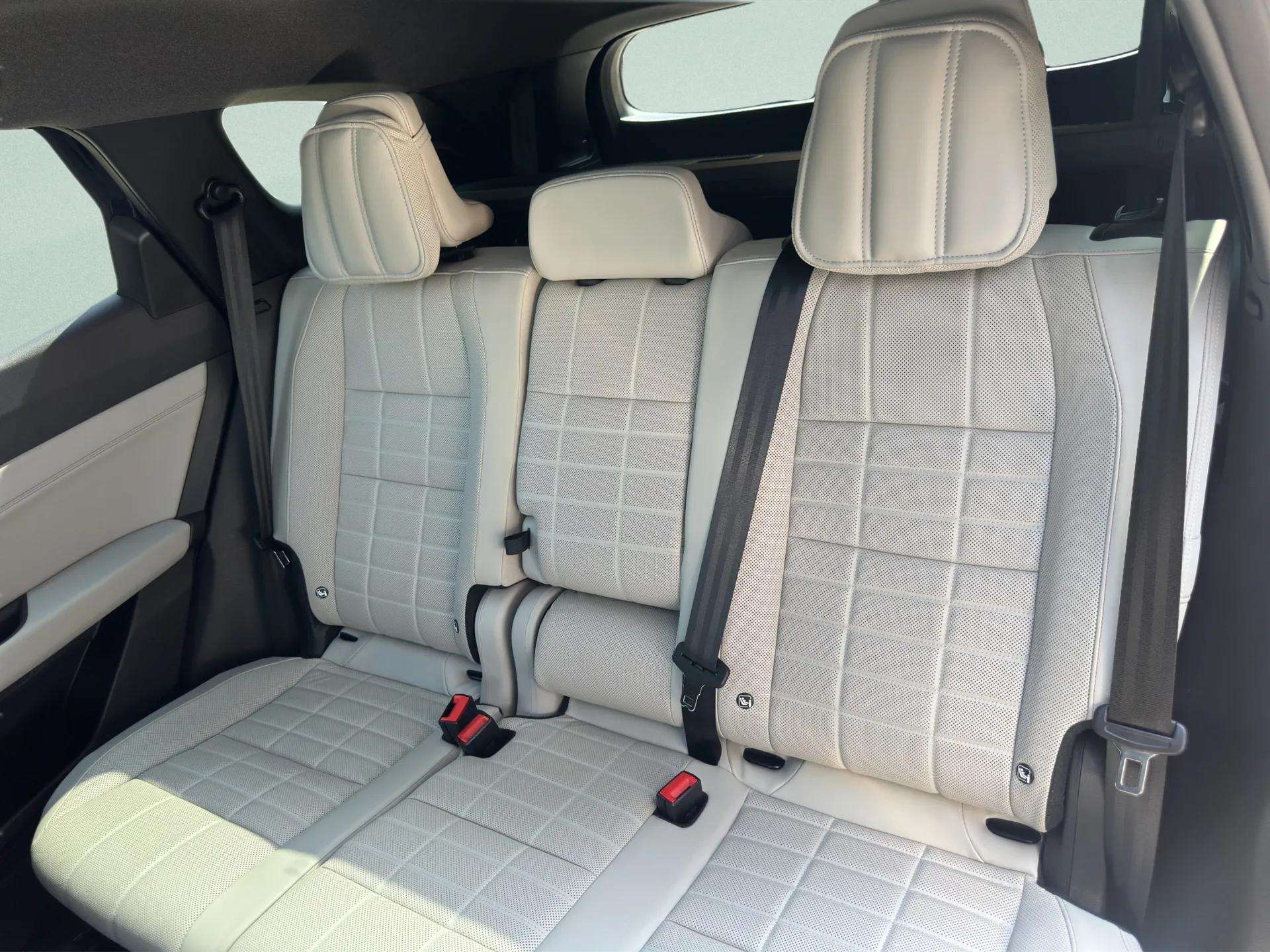 RENAULT Espace 1.2 E-Tech 200 Iconic-image-18