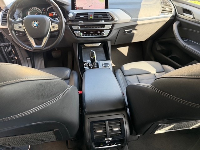 BMW X3 20d xDrive paddles-image-9