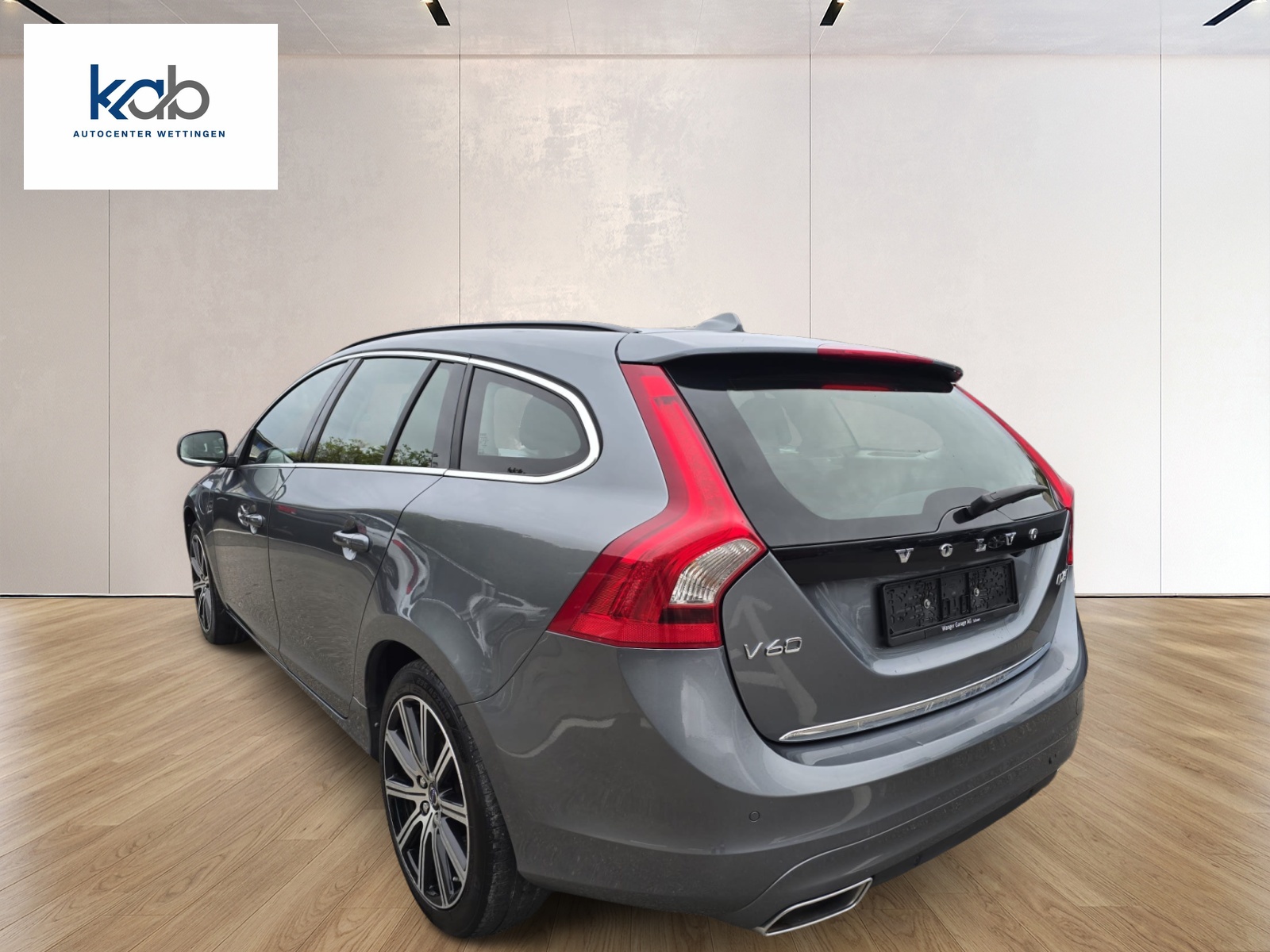 VOLVO V60 D6 AWD Plug-in Hybrid Summum Geartronic-showroom-element-3