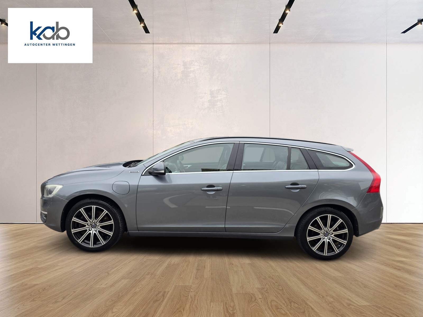 VOLVO V60 D6 AWD Plug-in Hybrid Summum Geartronic-image-7