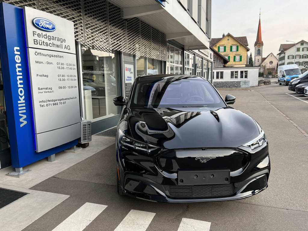 FORD Mustang Mach-E Extended Premium AWD-image-7