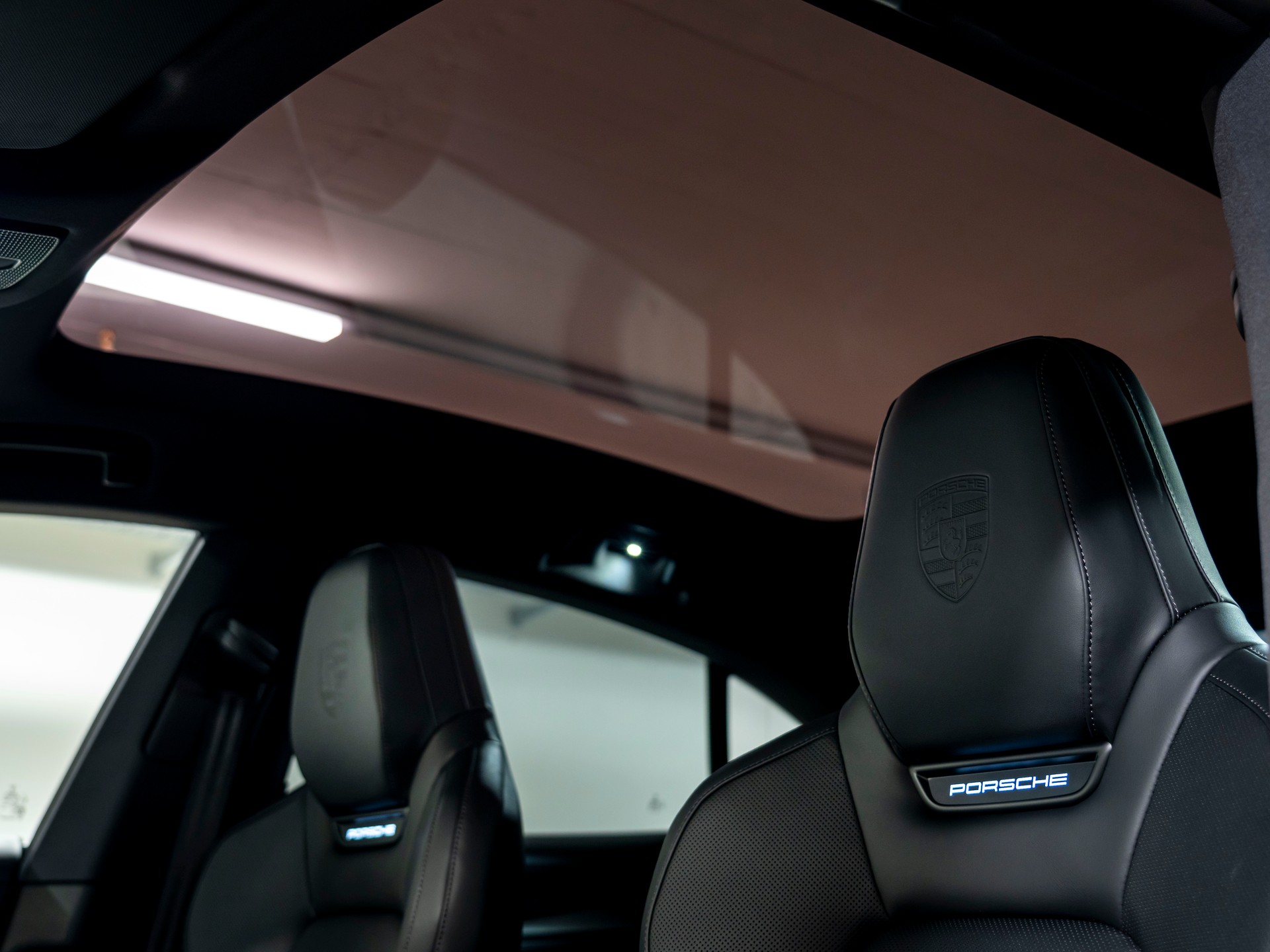 PORSCHE Cayenne Coupe Electric 113 kWh-image-25