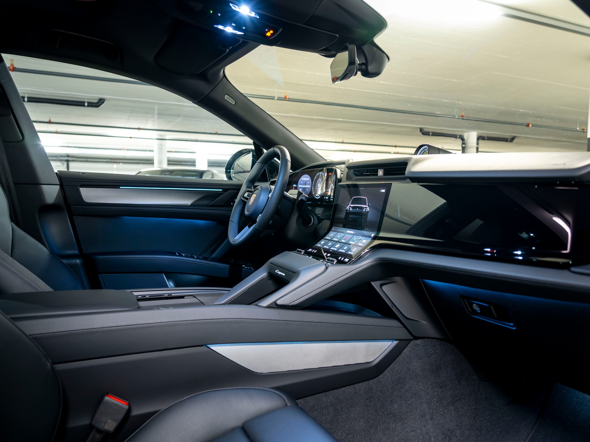 PORSCHE Cayenne Coupe Electric 113 kWh-image-15