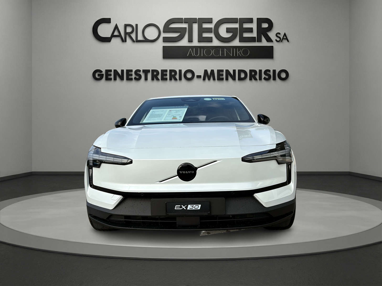 VOLVO EX30 P5 69 kWh Long Range Xcentric Black Edition43235-image-1