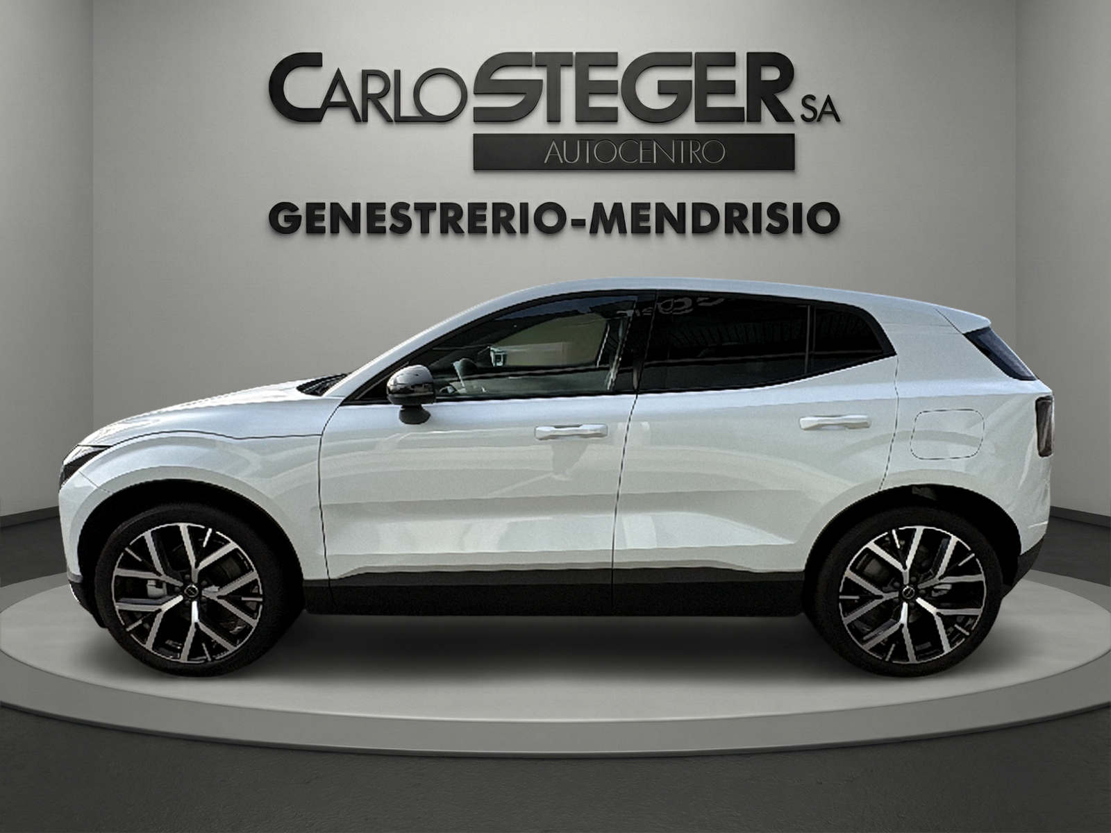VOLVO EX30 P5 69 kWh Long Range Xcentric Black Edition43235-image-3