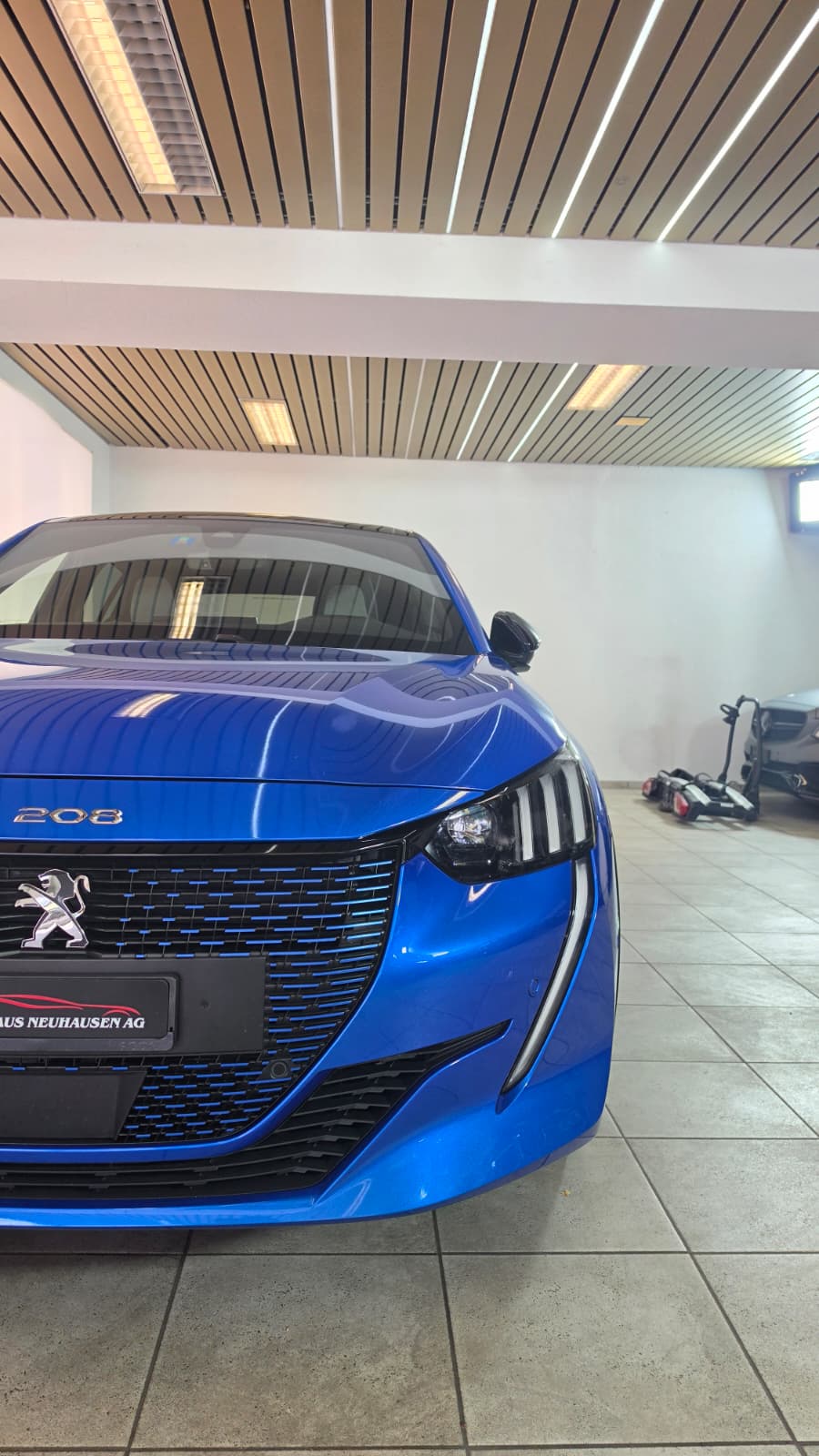 PEUGEOT 208 Elektrik GT TOP FAHRZEUG, Keyless Entry & Go*Rückfahrkamera*Parksensoren-image-3